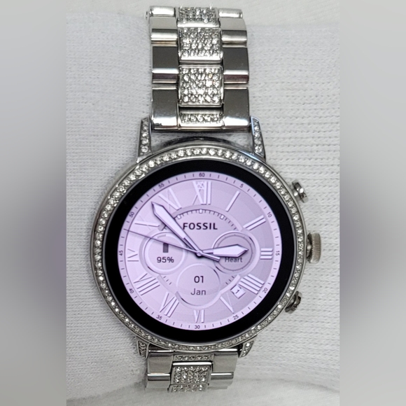 Fossil Smart Watch - Picture 7 of 10